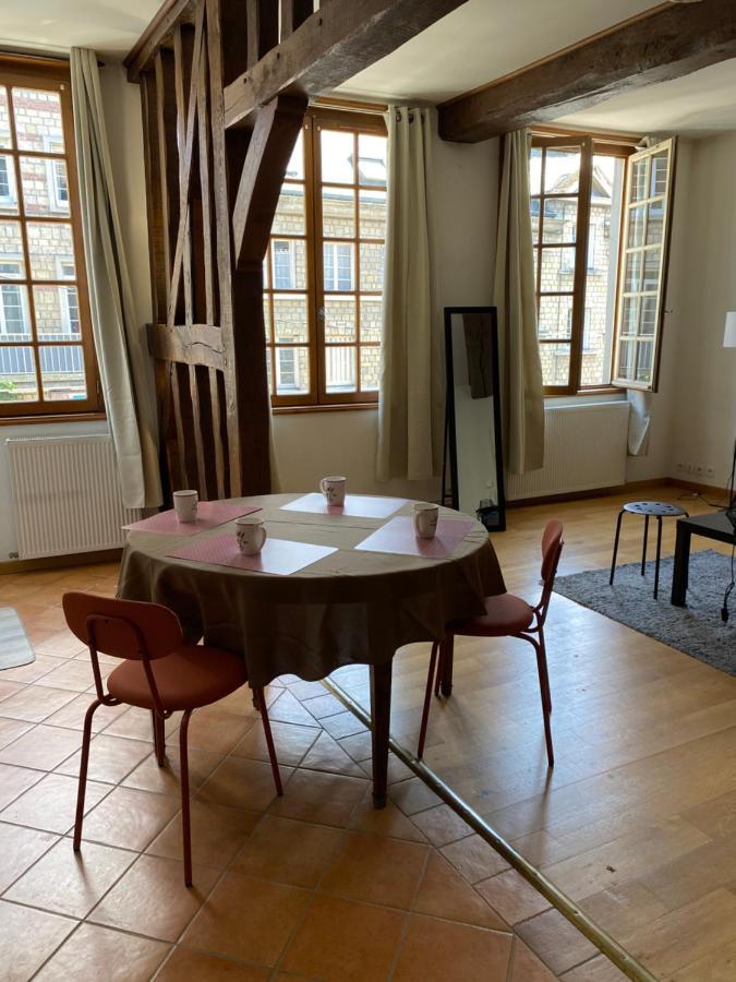 L'hotel Particulier De * Lisieux